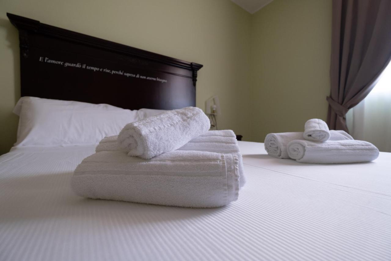 Hotel Borgo Di Ciaula 圣塔·弗拉维亚 外观 照片